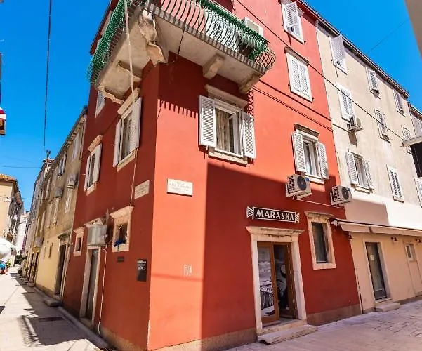 Διαμέρισμα History Center *